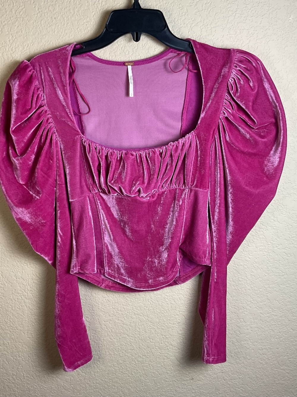Free People Womens Small Pink Hold Me Velvet Crop Top Ruched Puff Sleeves